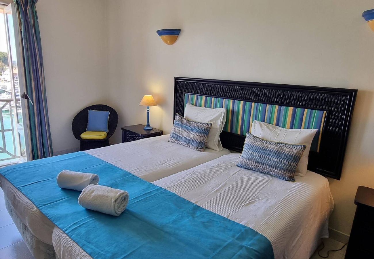Apartamento em Quarteira - Marina Plaza