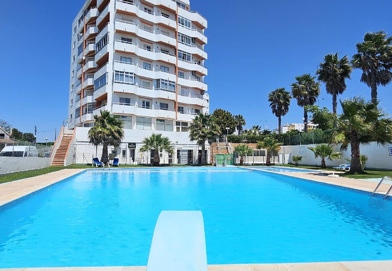Apartamento em Portimão - Vaumar with pool in Praia da Rocha