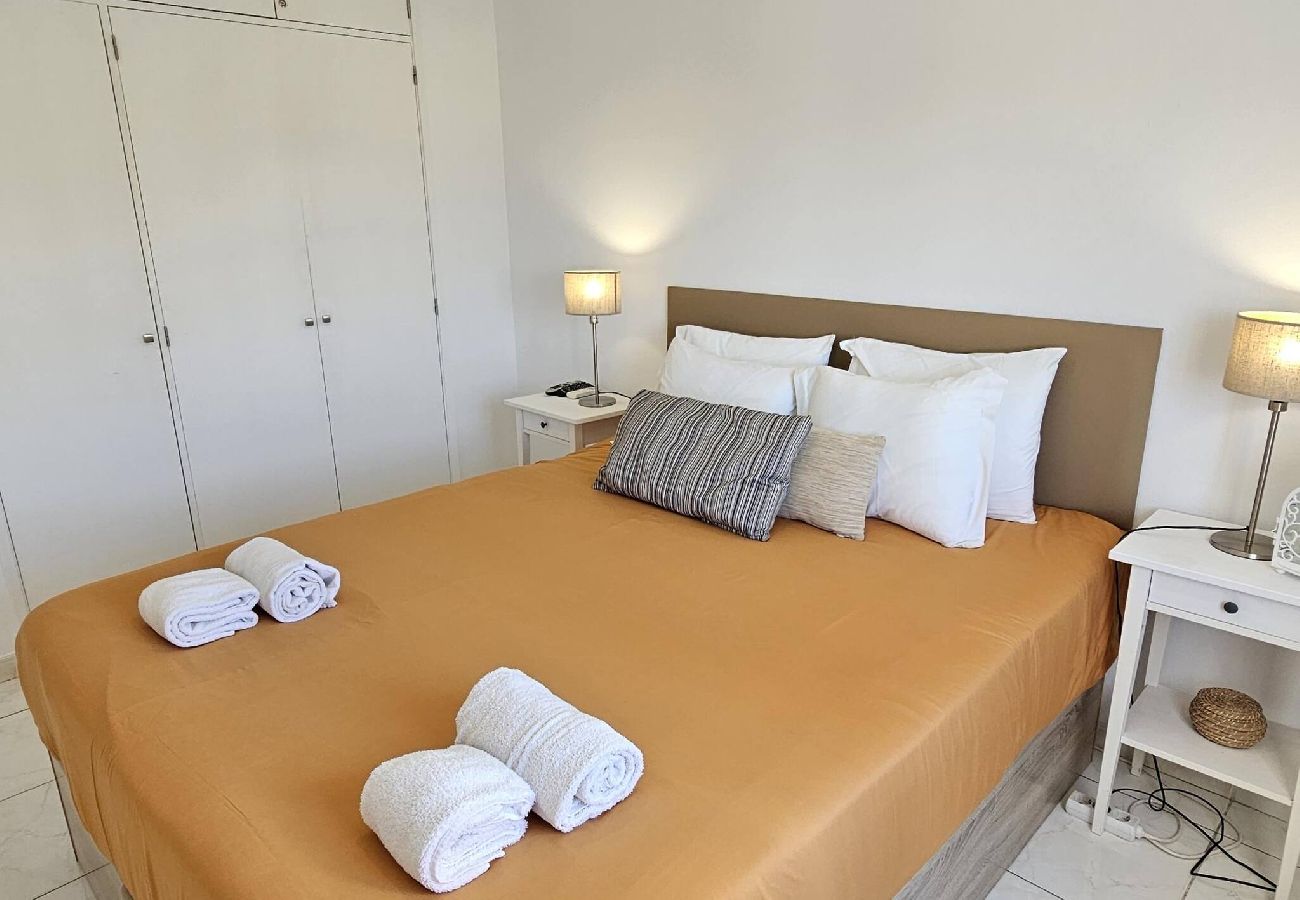 Apartamento em Portimão - Vaumar with pool in Praia da Rocha