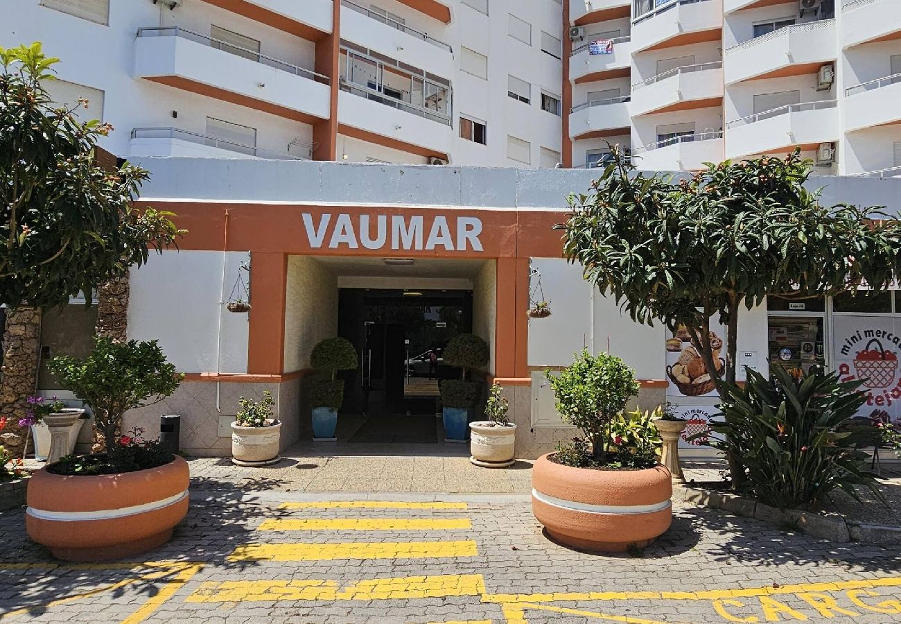 Apartamento em Portimão - Vaumar with pool in Praia da Rocha