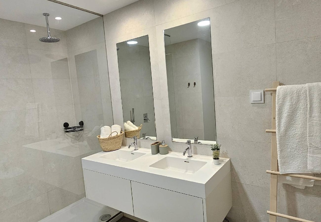 Casa geminada em Quarteira - Country Club V2