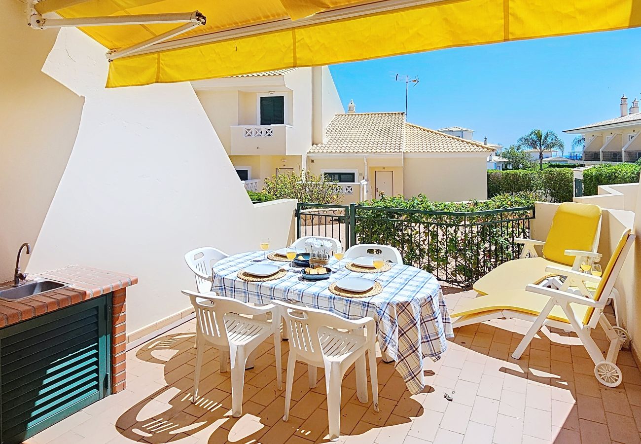 Casa geminada em Albufeira - Villa Sun Rafael — Moradia Geminada com Pátio Priv