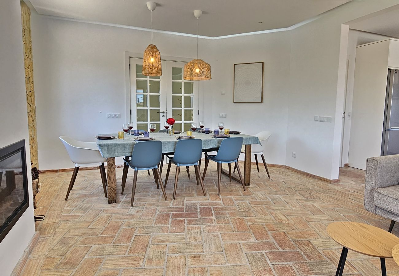 Villa em Santa Bárbara de Nexe - Villa Buganvília · Private Pool · Santa Bárbara