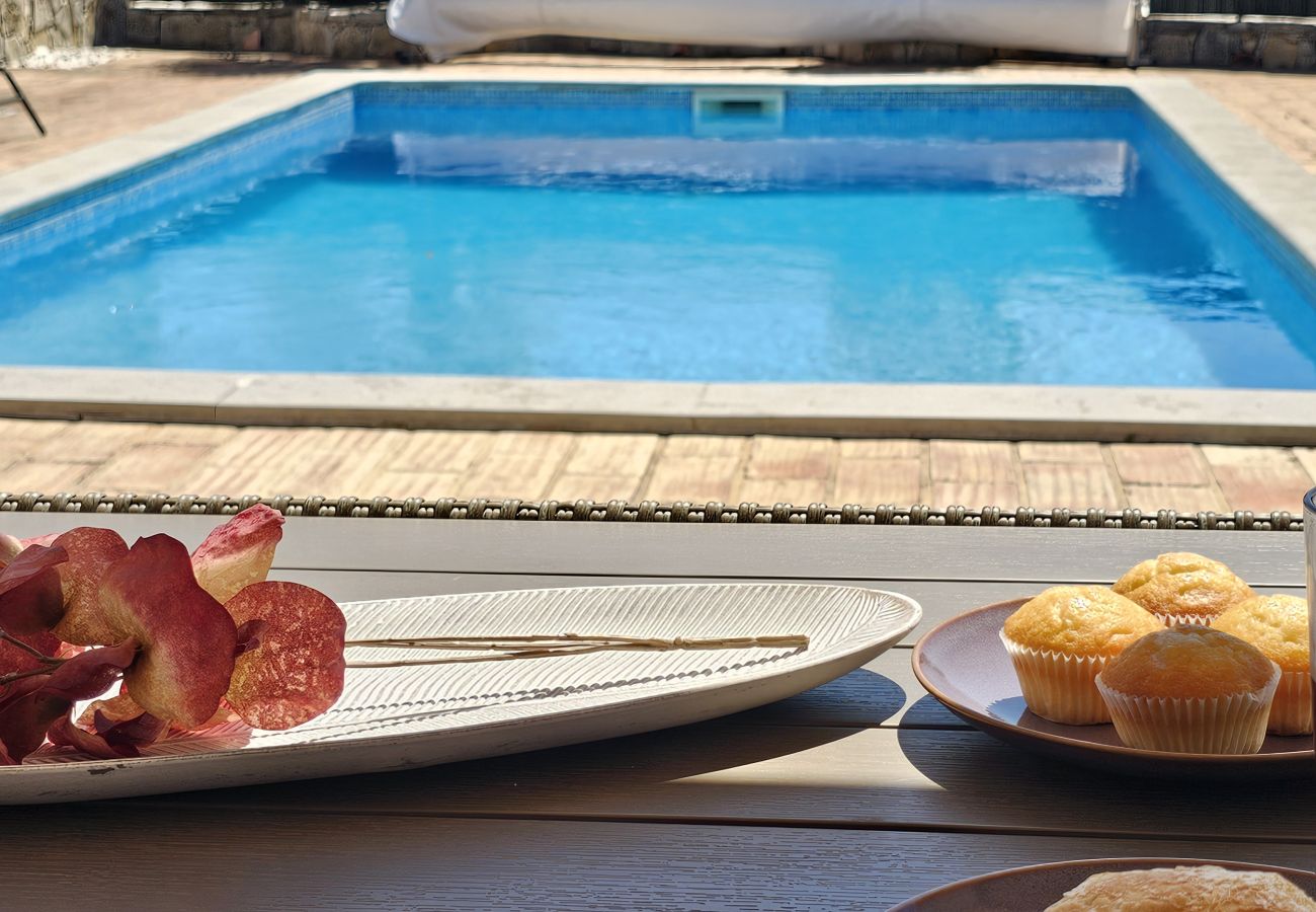 Villa em Santa Bárbara de Nexe - Villa Buganvília · Private Pool · Santa Bárbara
