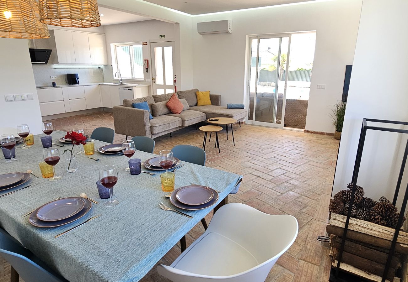 Villa em Santa Bárbara de Nexe - Villa Buganvília · Private Pool · Santa Bárbara
