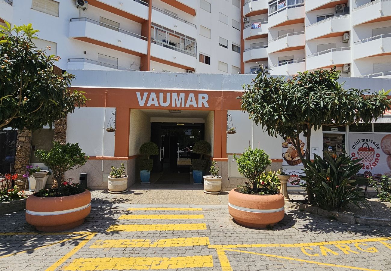Apartamento em Portimão - Vaumar II with pool in Praia da Rocha