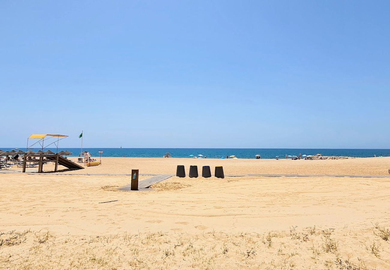 Apartamento em Quarteira - Girassol a 20 metros da Praia de Quarteira