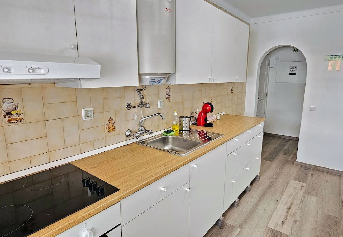 Apartamento em Quarteira - Girassol a 20 metros da Praia de Quarteira