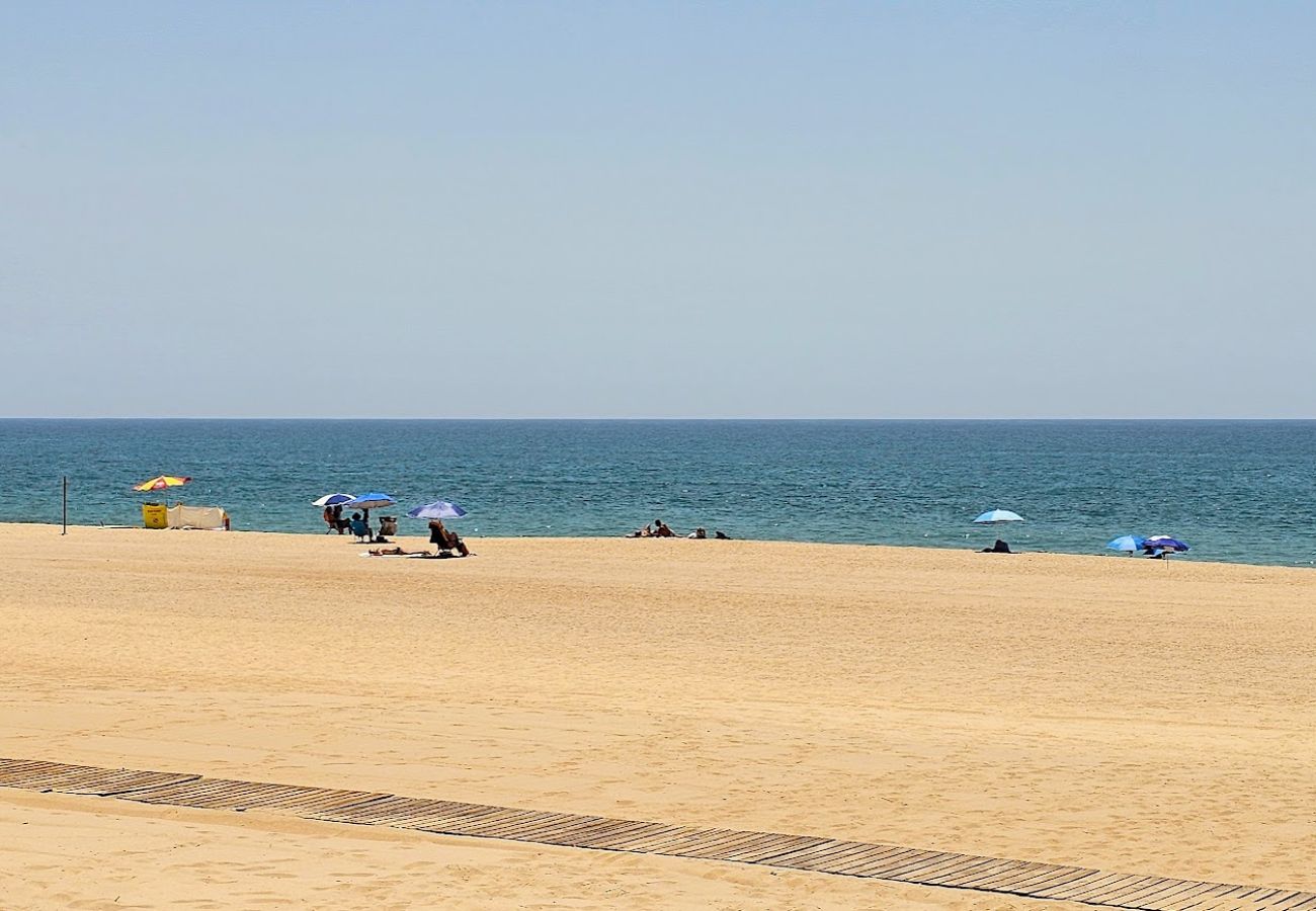 Apartamento em Quarteira - Girassol a 20 metros da Praia de Quarteira