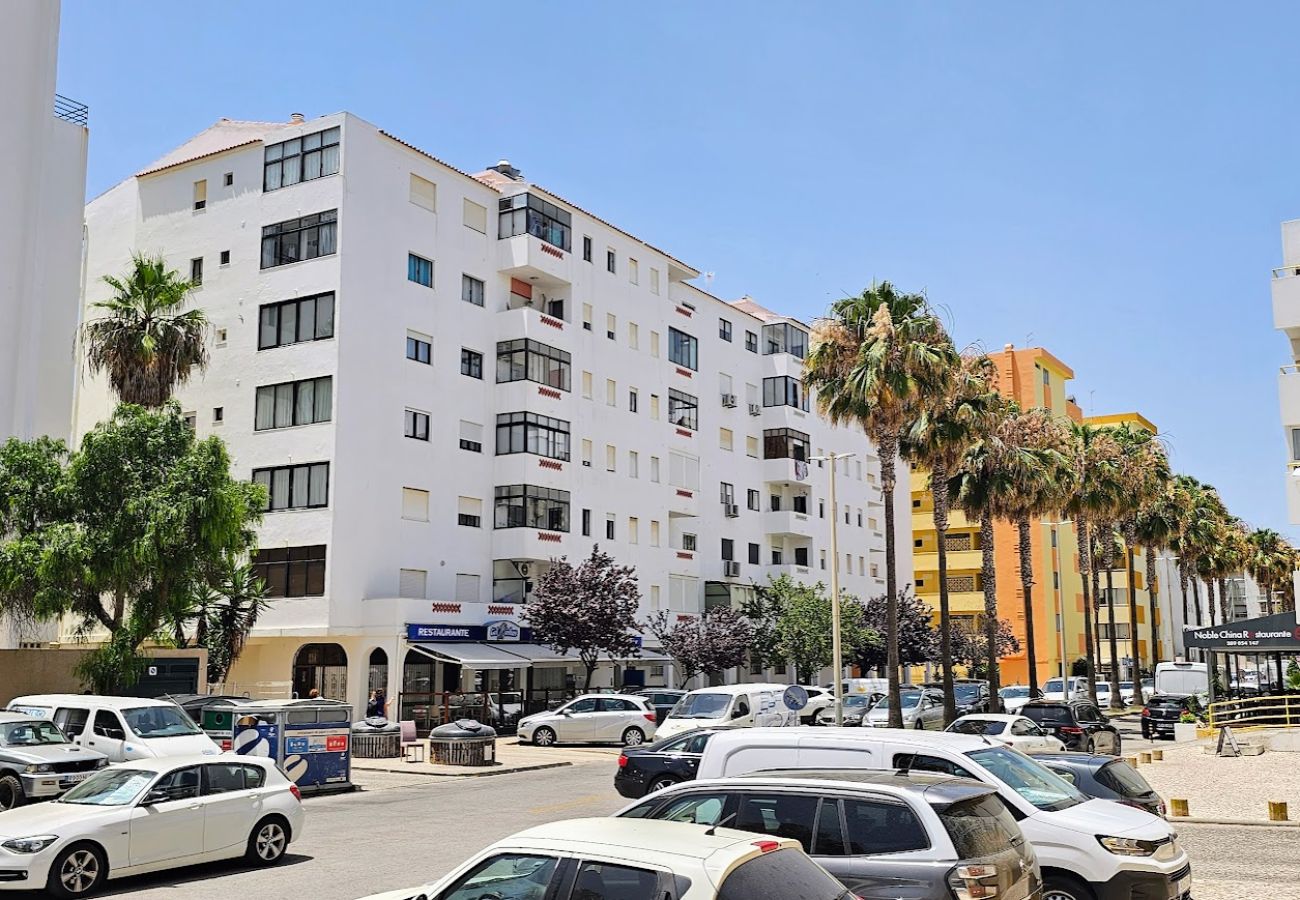 Apartamento em Quarteira - Girassol a 20 metros da Praia de Quarteira