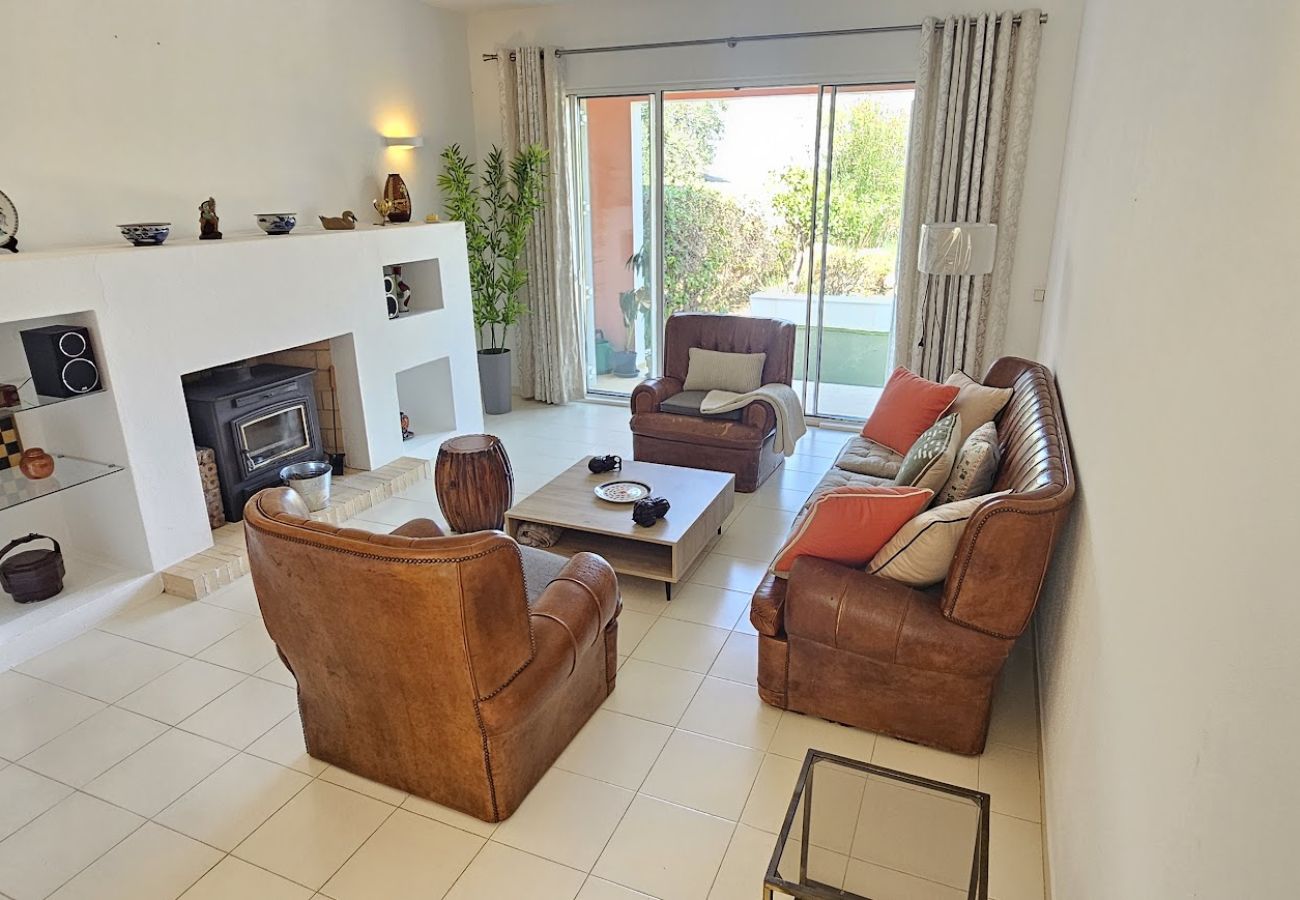 Casa geminada em Tavira - Villa River Side