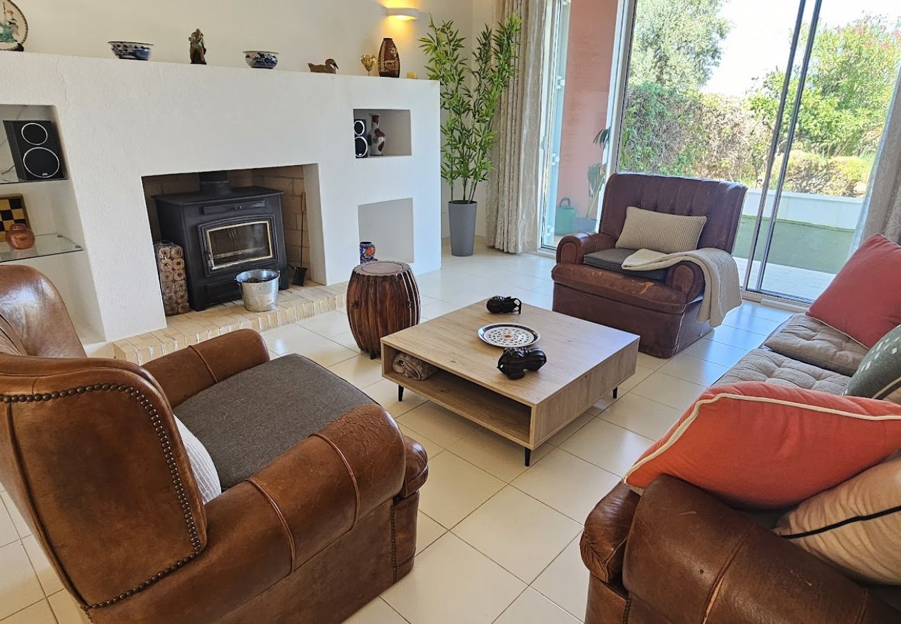 Casa geminada em Tavira - Villa River Side