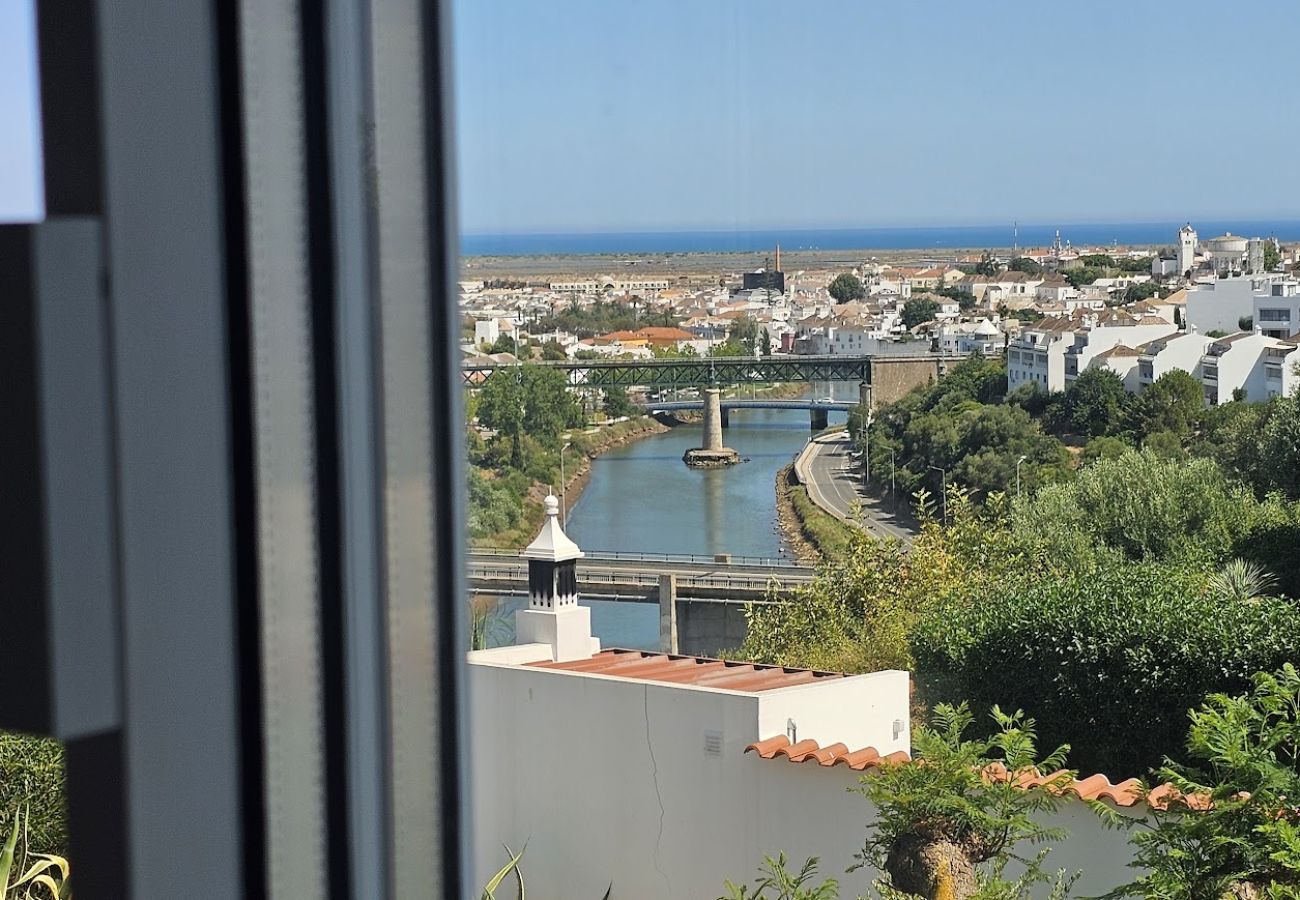 Casa geminada em Tavira - Villa River Side