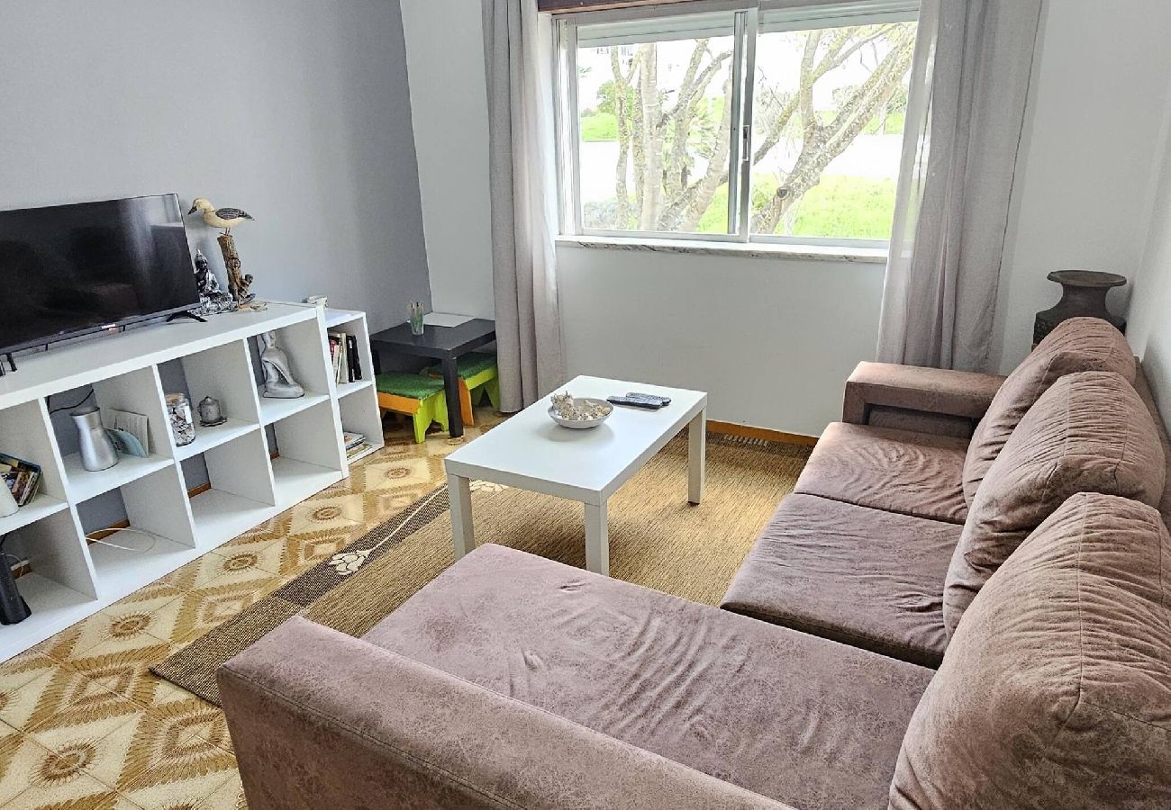 Apartment in Lagos - Central T3