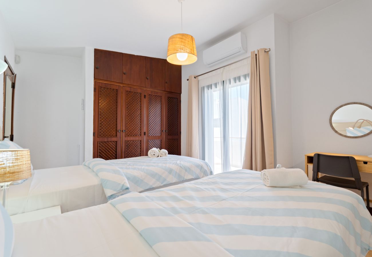 Villa in Quarteira - Villa Navegante com