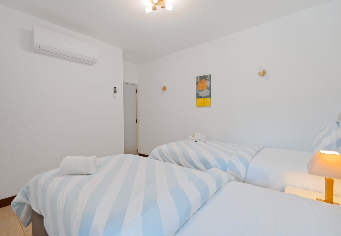 Villa in Quarteira - Villa Navegante com