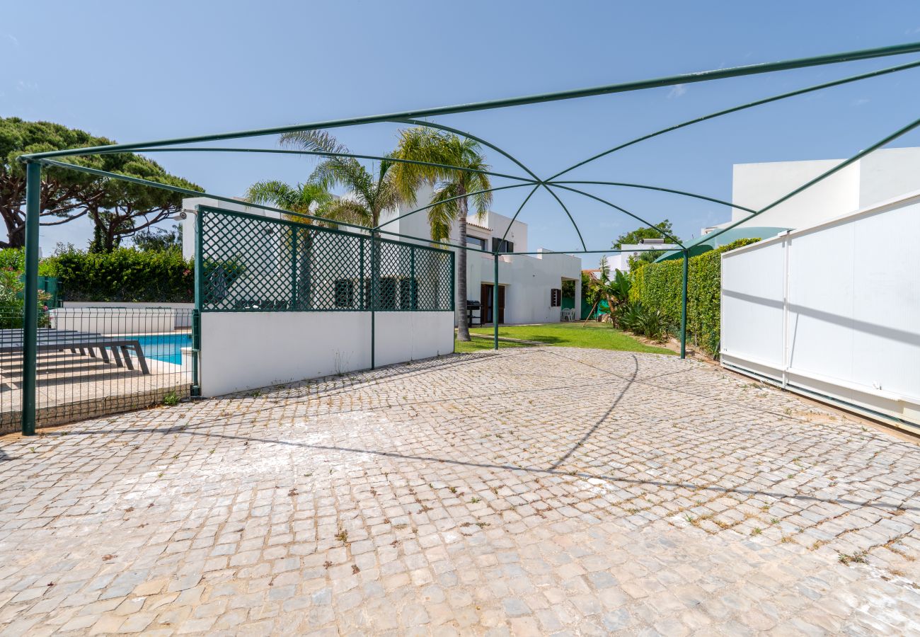 Villa in Quarteira - Villa Navegante com