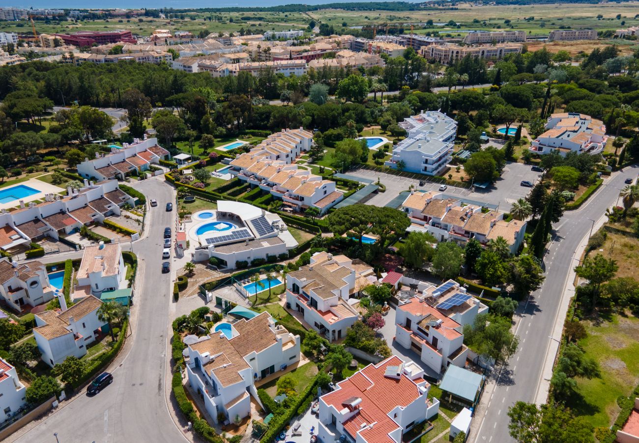 Villa in Quarteira - Villa Navegante com