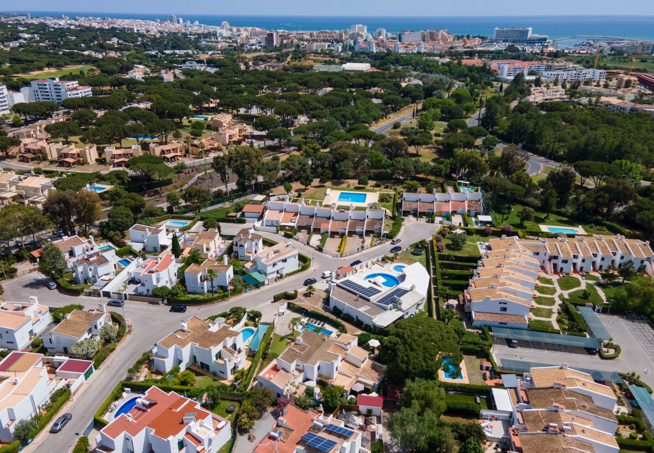 Villa in Quarteira - Villa Navegante com