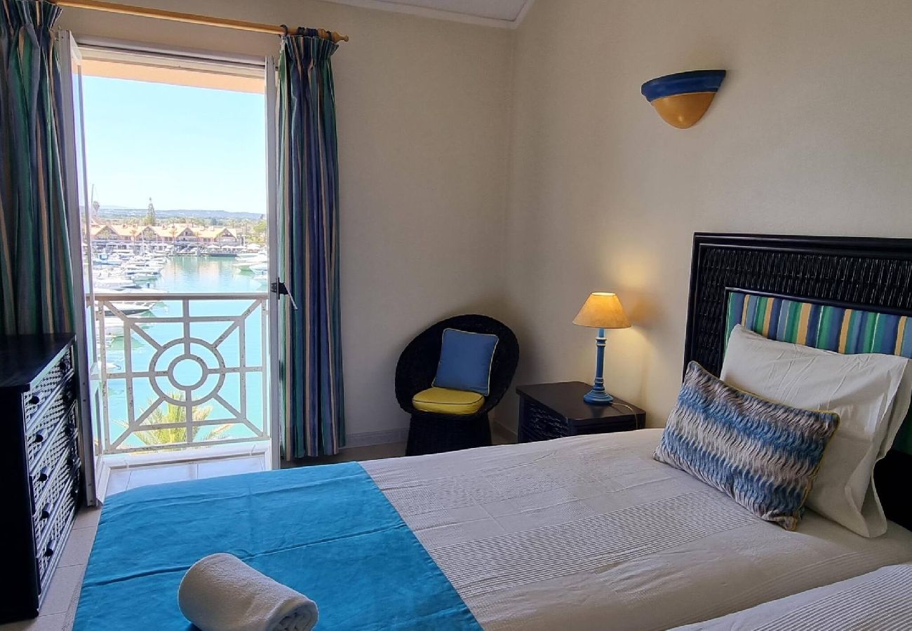 Apartment in Quarteira - Marina Plaza