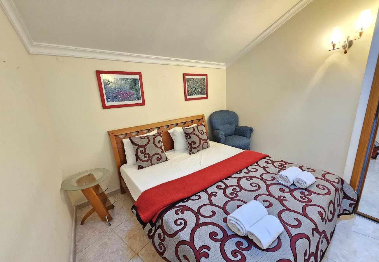 Apartment in Quarteira - Falesia Marina T3