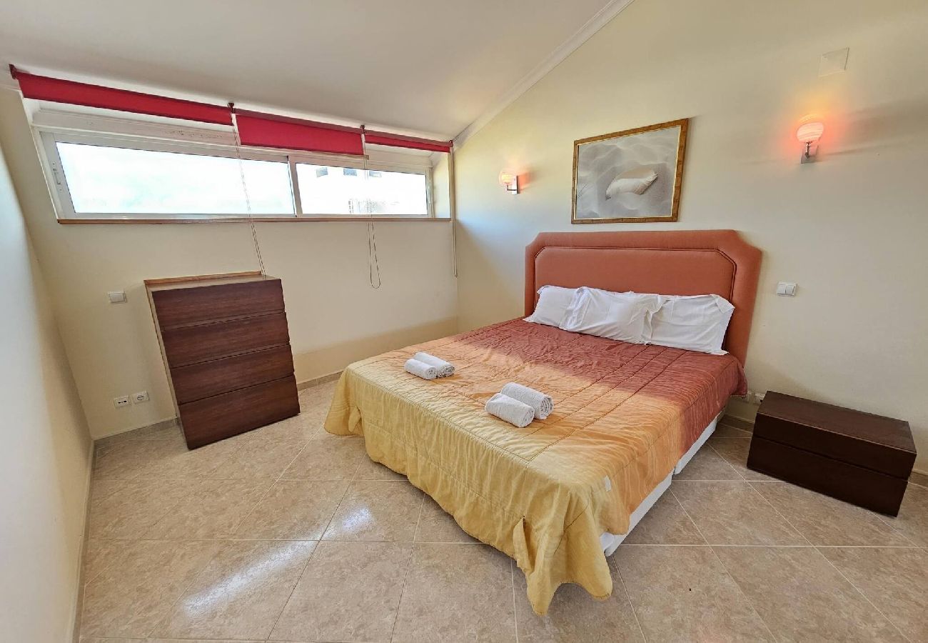Apartment in Quarteira - Falesia Marina T3