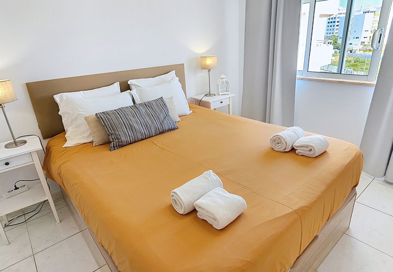 Apartment in Portimão - Vaumar with pool in Praia da Rocha
