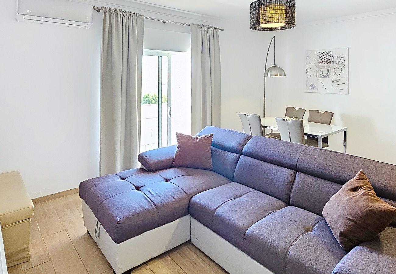Apartment in Portimão - Vaumar with pool in Praia da Rocha