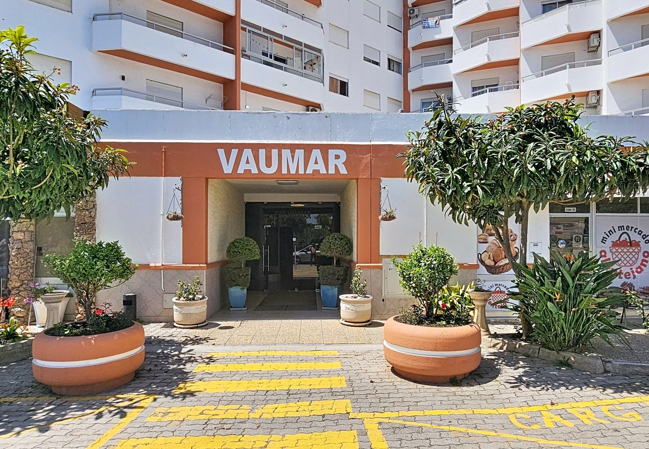 Apartment in Portimão - Vaumar with pool in Praia da Rocha