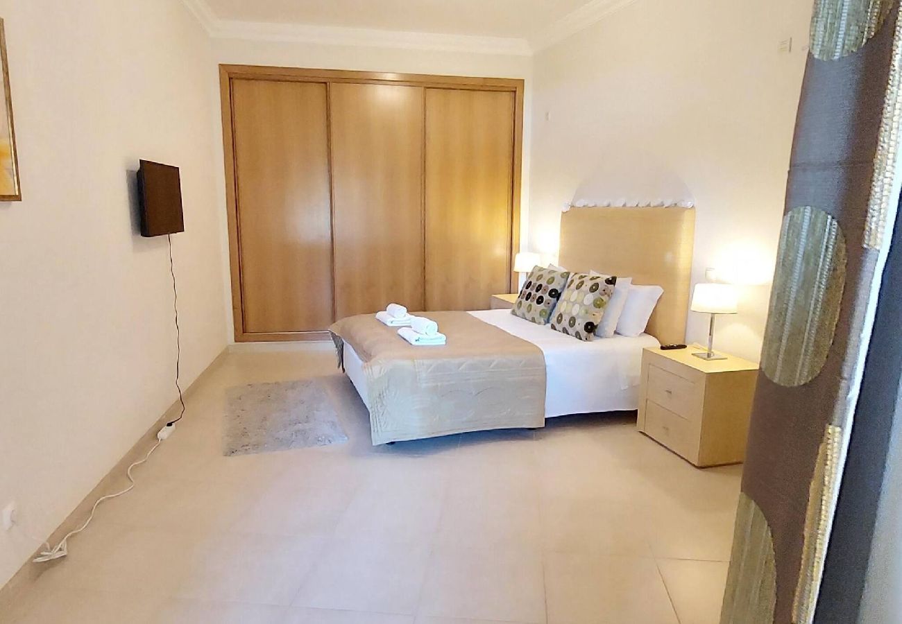 Apartment in Quarteira - Praia Village