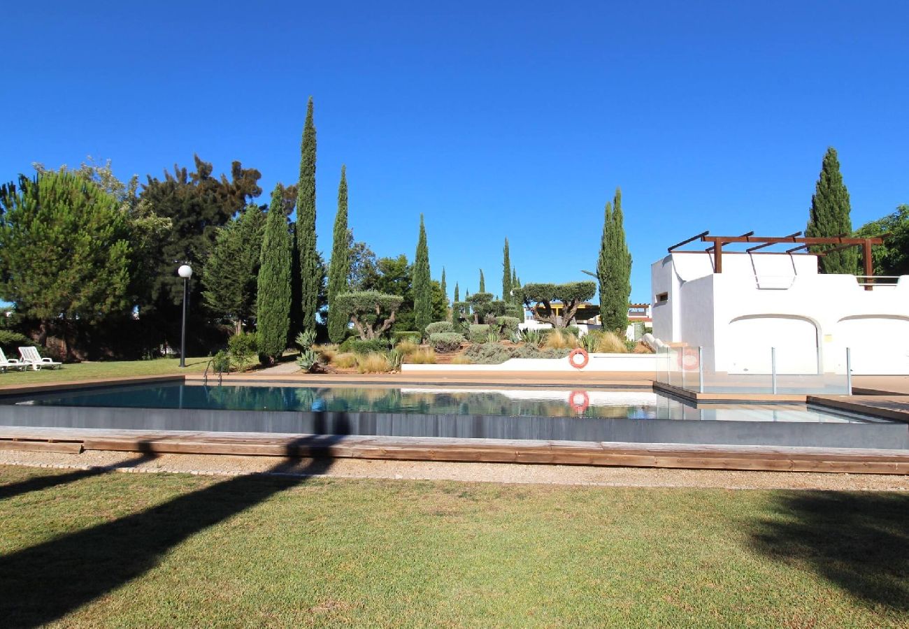 Terraced House in Quarteira - Country Club V2