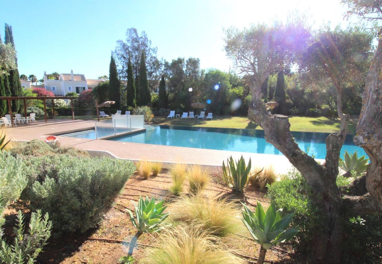 Terraced House in Quarteira - Country Club V2