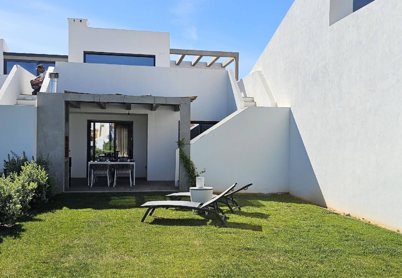 Terraced House in Quarteira - Country Club V2