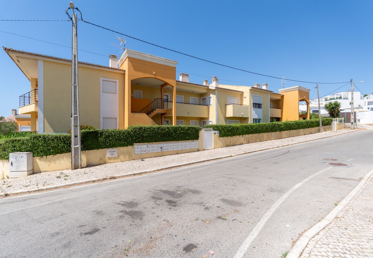 Apartment in Guia - Vale Parra Vilage T2