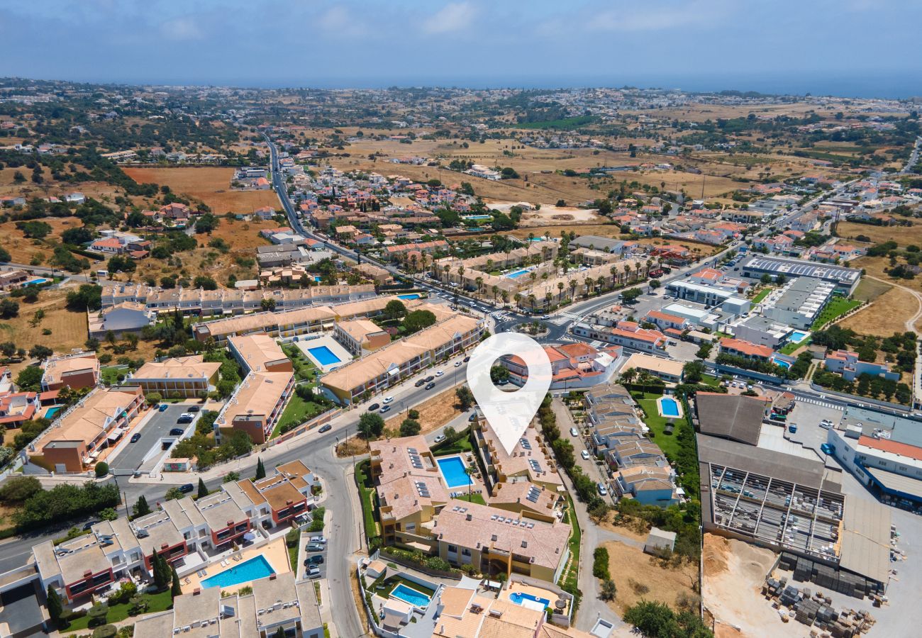 Apartment in Guia - Vale Parra Vilage T2