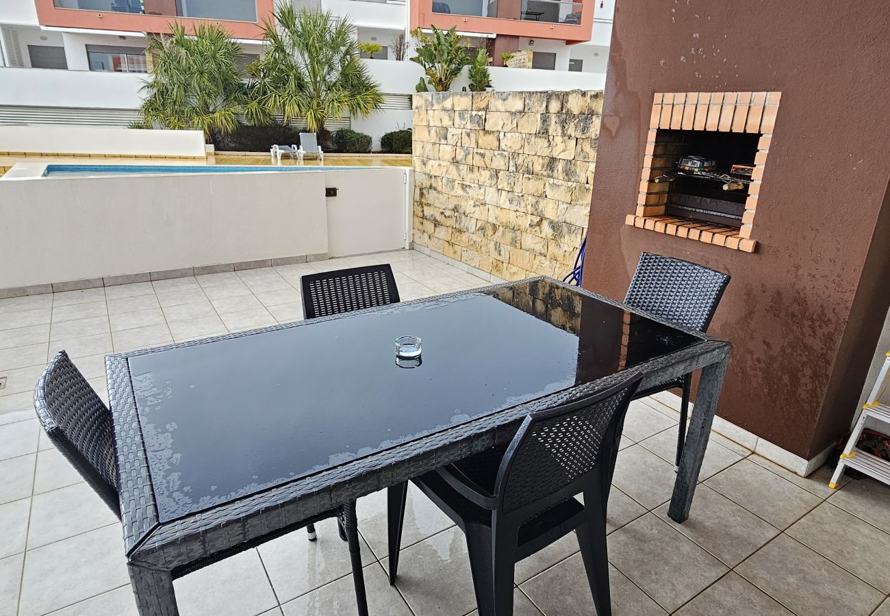 Apartment in Guia - Vitismar II com piscina, jardim e garagem