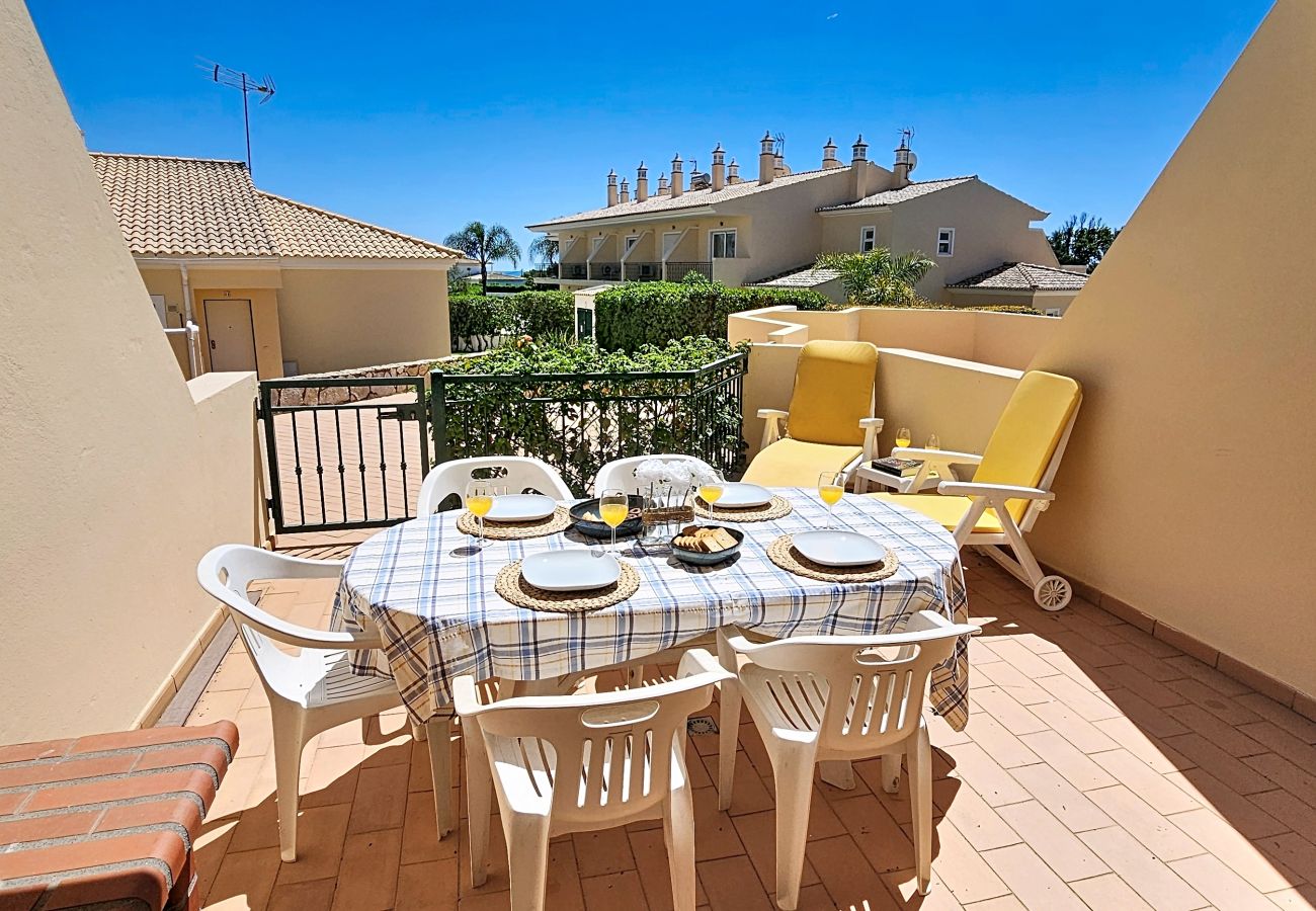 Terraced House in Albufeira - Villa Sun Rafael — Moradia Geminada com Piscina