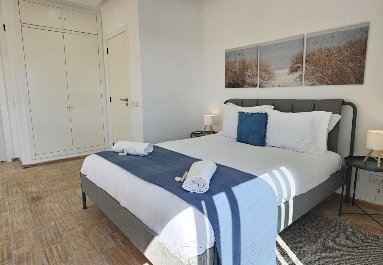 Villa in Santa Bárbara de Nexe - Villa Buganvília · Private Pool · Santa Bárbara