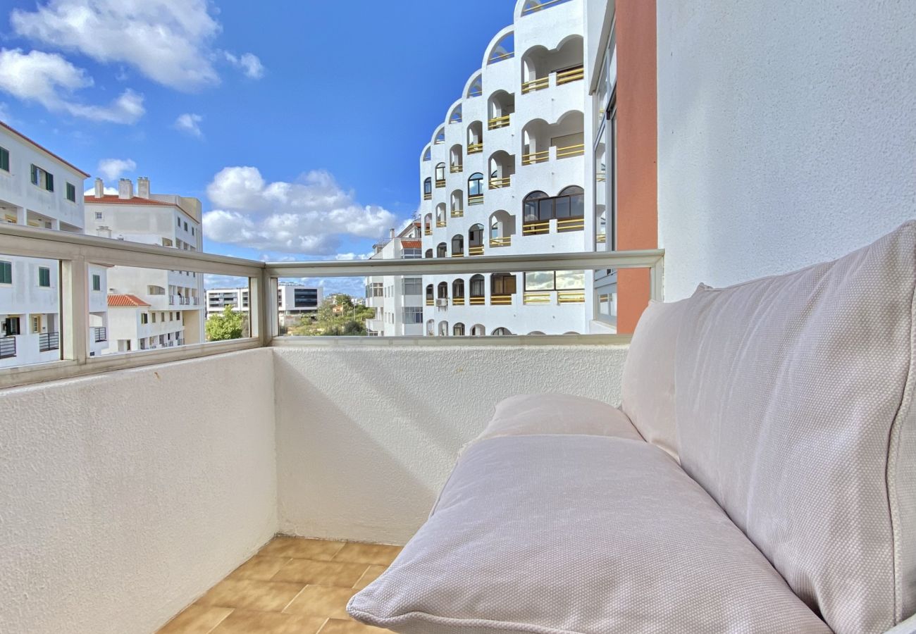 Apartment in Portimão - Vaumar II with pool in Praia da Rocha