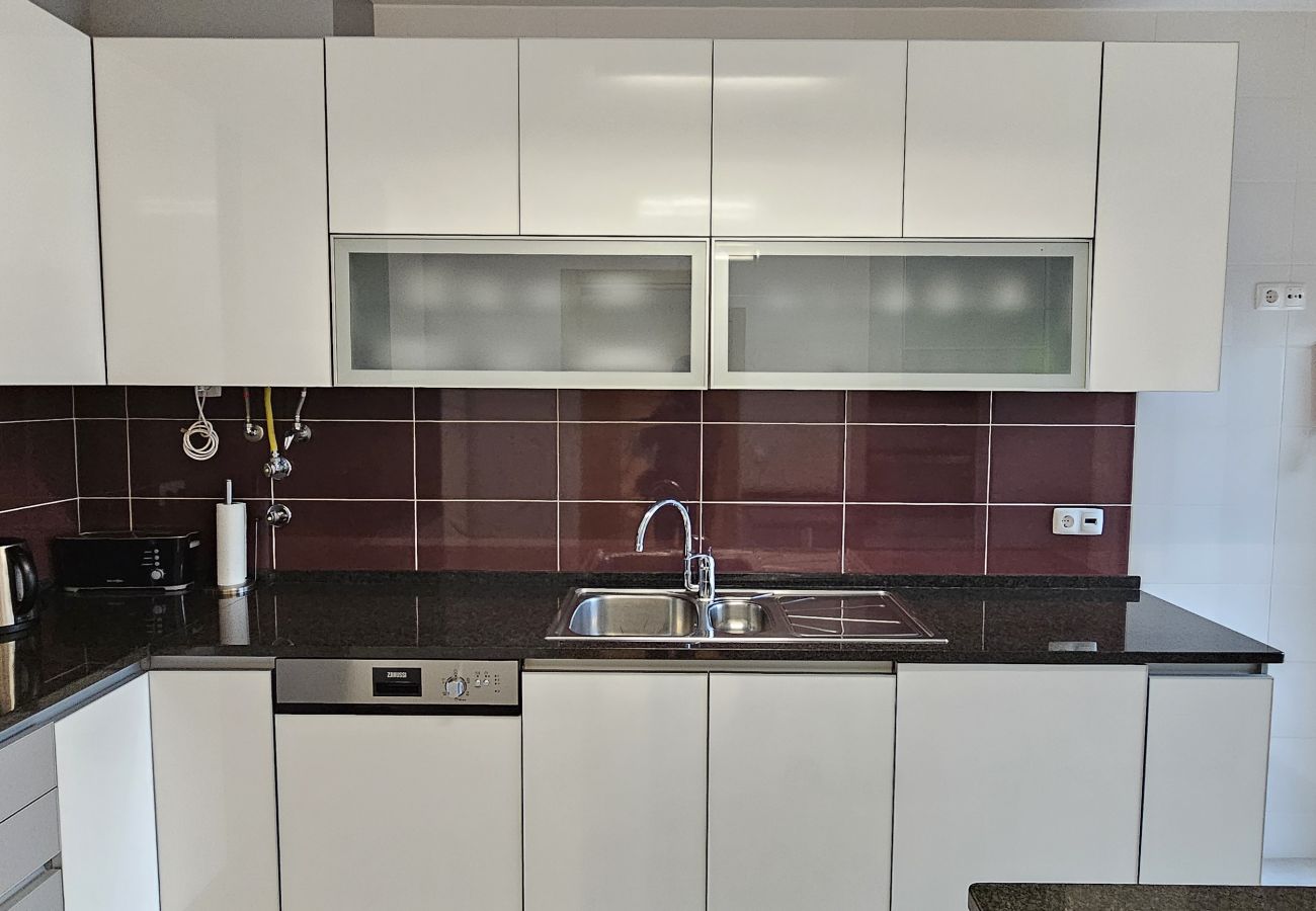 Appartement à Guia - Vitismar II com piscina, jardim e garagem