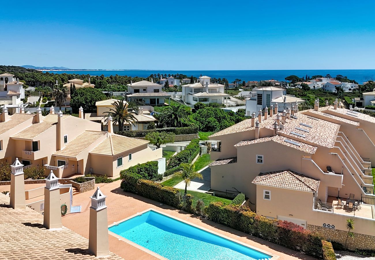 Maison mitoyenne à Albufeira - Villa Sun Rafael — Moradia Geminada com Piscina